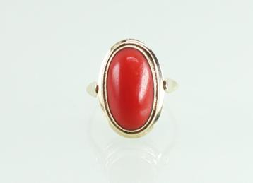 Vintage gouden ring met bloedkoraal  beschikbaar voor biedingen
