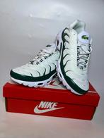 Nike Air Max Plus TN Custom Lacoste  - 42EUR, Kleding | Heren, Schoenen, Wit, Nike, Nieuw, Ophalen of Verzenden