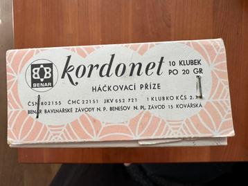 Kordonet haakgaren uit Tsjechië 2 dozen beschikbaar voor biedingen