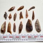 15 vuursteen werktuigen Neolithicum Sahara retouche #1, Ophalen of Verzenden, Fossiel