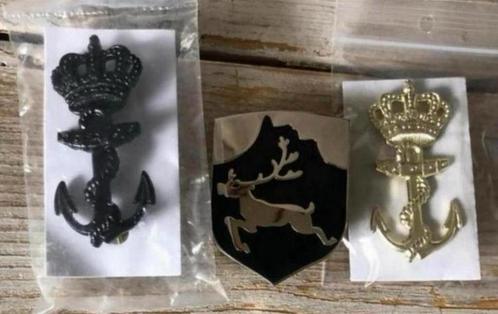 Korps Mariniers Setje Emblemen -5, Verzamelen, Militaria | Algemeen, Marine, Embleem of Badge, Nederland, Verzenden