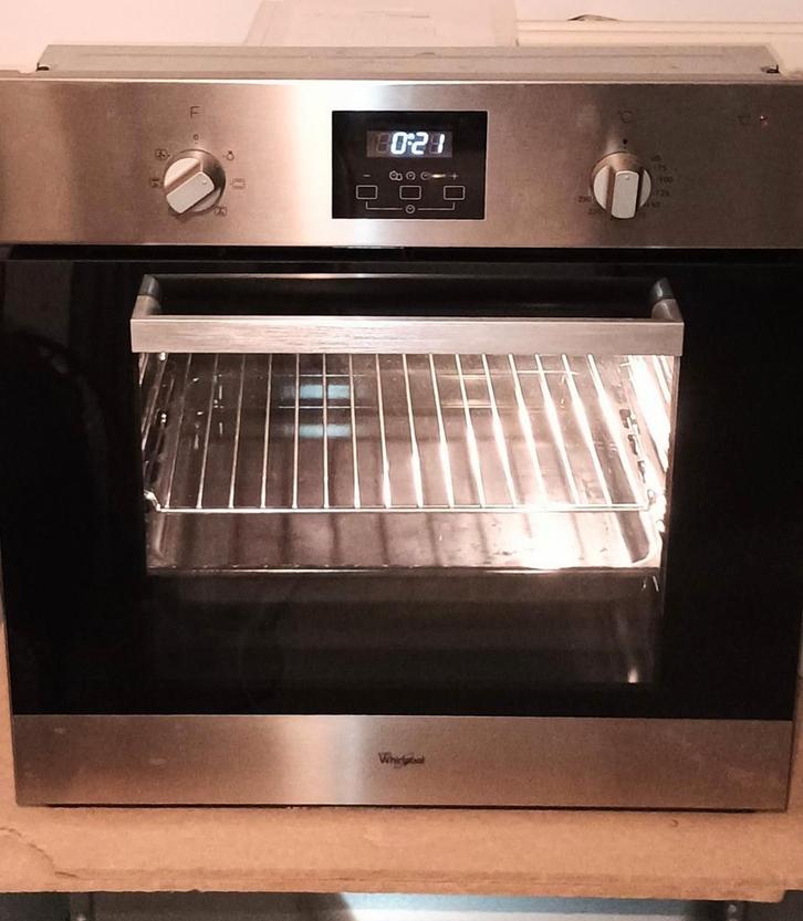 Whirlpool inbouw heteluchtoven FXZM6 AKP 469/IX Energie A, Witgoed en Apparatuur, Ovens, Gebruikt, Inbouw, Oven met grill, 45 tot 60 cm