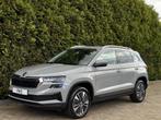 Skoda Karoq 1.5 TSI Edition Nardo Grey Camera CarPlay, Auto's, Te koop, Zilver of Grijs, Geïmporteerd, 5 stoelen