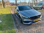 Mercedes-Benz CLA 180 177pk 7G-DCT 2017 Grijs APK 6-6-2026!, Auto's, Mercedes-Benz, Zwart, 4 cilinders, 715 kg, 1200 kg
