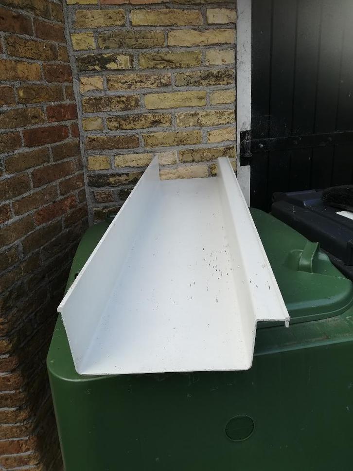 Kunstof dakgoot, Doe-het-zelf en Verbouw, Dakpannen en Dakbedekking, Zo goed als nieuw, Overige typen, Kunststof, Overige kleuren