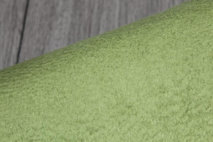 Rol zachte fleece stof - uni groen gekleurd #2342, Hobby en Vrije tijd, Stoffen en Lappen, Nieuw, Katoen, 120 cm of meer, 200 cm of meer
