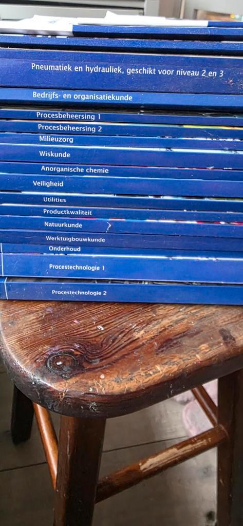 Vapro Boeken - Diverse Onderwerpen, Boeken, Studieboeken en Cursussen, Gelezen, MBO, Beta, Ophalen of Verzenden