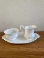 Royal Albert Reverie jug, bowl on tray, white, vintage, Antiek en Kunst, Antiek | Servies los, Ophalen of Verzenden