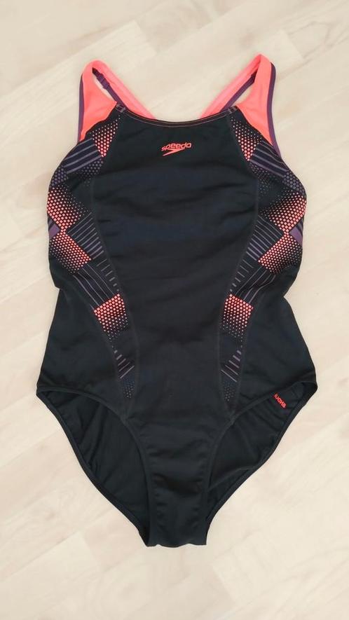 Speedo badpak maat 42 ( bijna nieuw), Kleding | Dames, Badmode en Zwemkleding, Zo goed als nieuw, Badpak, Zwart, Ophalen of Verzenden