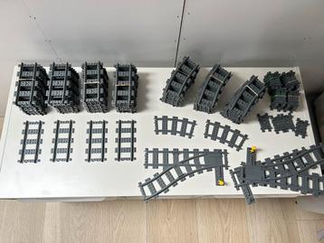 Lego 104 stuks trein rails beschikbaar voor biedingen