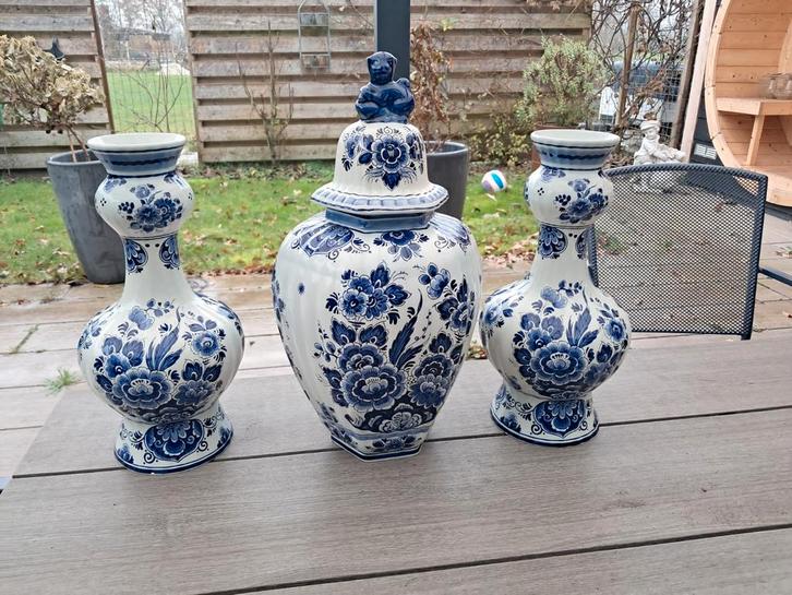 Delfts Blauw Kandelaars en Vaas Set, Huis en Inrichting, Woonaccessoires | Kandelaars en Kaarsen, Zo goed als nieuw, Kandelaar