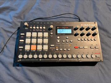 Elektron Analog Rytm MK1 beschikbaar voor biedingen