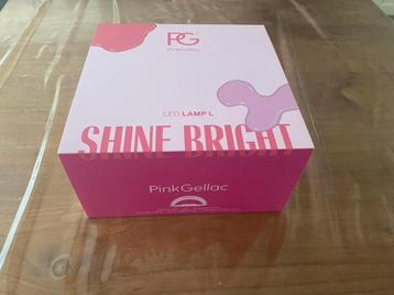 Pink gellac lamp nieuw in doos beschikbaar voor biedingen