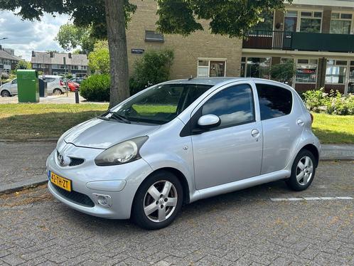 Toyota Aygo 1.0-12V Sport 5-deurs! Elektrische ramen! Airco!, Auto's, Toyota, Bedrijf, Te koop, Aygo, ABS, Airbags, Airconditioning