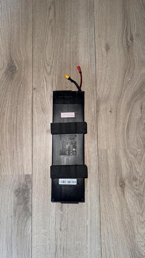 36v 10AH accu step, Hobby en Vrije tijd, Modelbouw | Radiografisch | Helikopters en Quadcopters, Zo goed als nieuw, Elektro, Ophalen of Verzenden