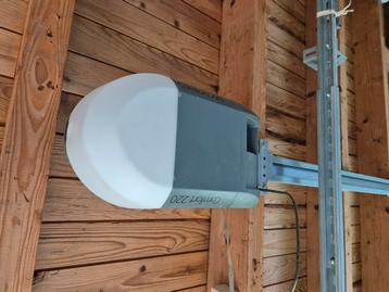 Marantec comfort 220 garage roldeur beschikbaar voor biedingen