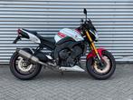 Yamaha FZ8 Akrapovic 50th Anniversary (2012), 4 cilinders, Bedrijf, Yamaha, Meer dan 35 kW