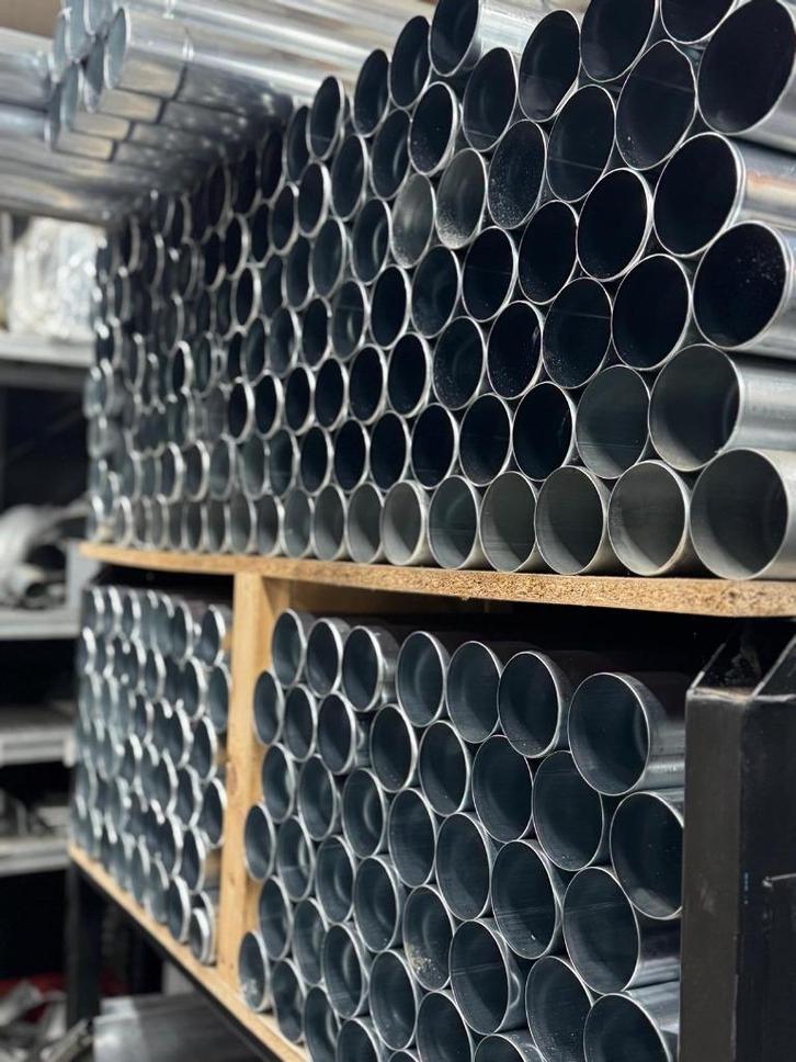 Zinken buizen + toebehoren– Groot assortiment scherpe prijs!, Doe-het-zelf en Verbouw, Buizen en Afvoer, Nieuw, Afvoer, Zink, Minder dan 2 meter
