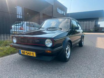 Volkswagen Golf 1.6 GTI 81KW 1981 Zwart beschikbaar voor biedingen