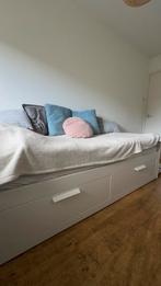 Ikea Brimnes bed - uitschuifbaar, Huis en Inrichting, Slaapkamer | Bedden, Wit, Zo goed als nieuw, Hout, Ophalen