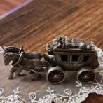 Tinnen Koets met 2 Paarden ervoor  9x5 cm groot, Antiek en Kunst, Ophalen of Verzenden
