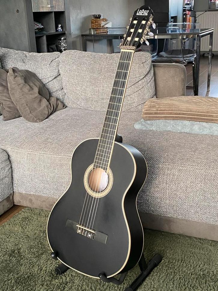 Lapaz C30BK-4/4 Klassieke Gitaar Zwart + Tas & Capo, Muziek en Instrumenten, Snaarinstrumenten | Gitaren | Akoestisch, Gebruikt