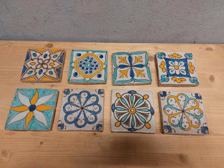 Set van 8 oude terracotta tegels – handgevormd – ca. 19e/20e, Antiek en Kunst, Antiek | Wandborden en Tegels, Ophalen of Verzenden