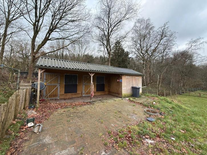 houten dierenstal, Tuin en Terras, Tuinhuizen, Gebruikt, Schuur, Hout, 500 cm of meer, 400 cm of meer, Zonder ramen, Met overkapping