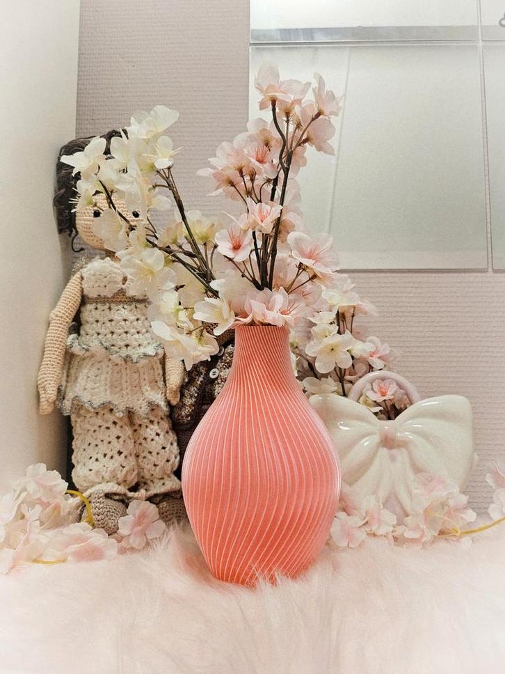 3D Geprinte Spiraal Vaas – 20 cm Hoog – PLA, Huis en Inrichting, Woonaccessoires | Vazen, Nieuw, Overige kleuren, Minder dan 50 cm