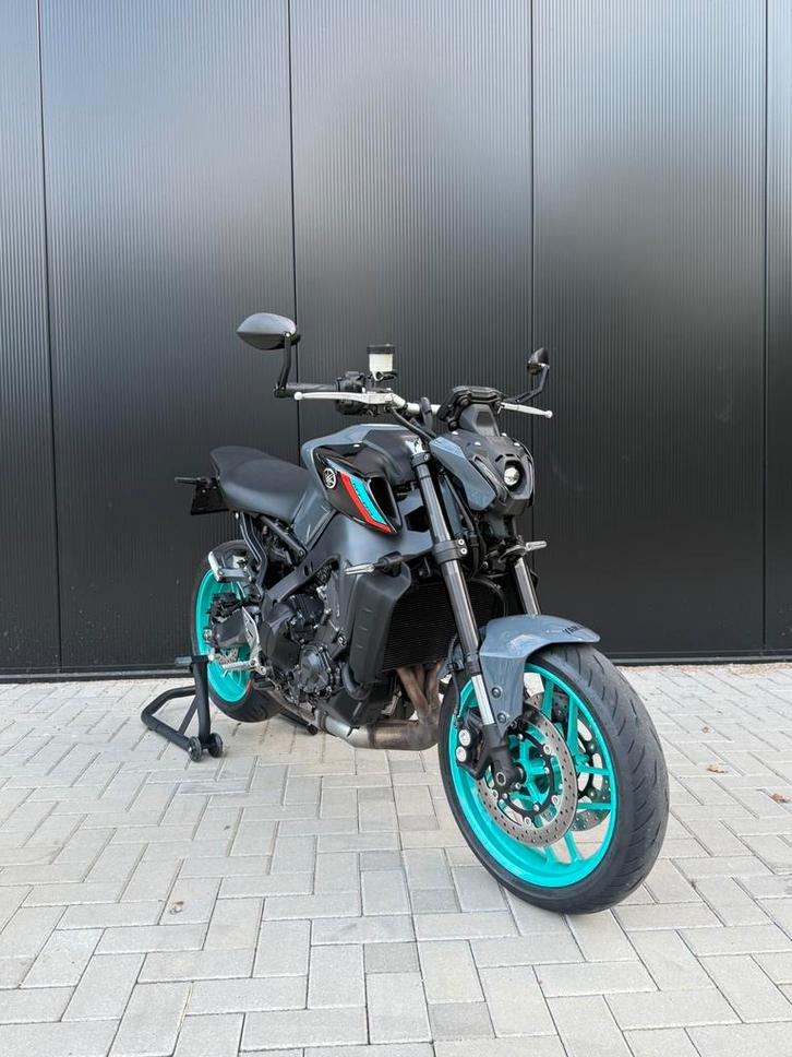 YAMAHA MT09 CYAN STORM - 2023 - 10K KM - NIEUWSTAAT!!, Motoren, Motoren | Yamaha, Bedrijf, Naked bike, Ophalen