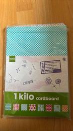 Cardboard 210 g/m2 glad papier, Hobby en Vrije tijd, Scrapbooking, Ophalen of Verzenden, Zo goed als nieuw, Papier of Karton, Overige merken
