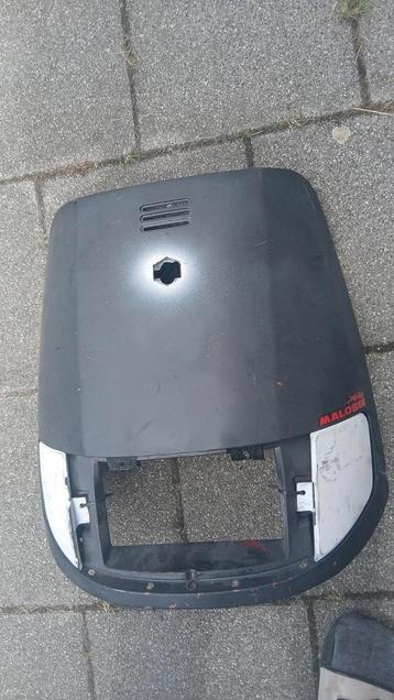 Skipper voor kap beschikbaar voor biedingen