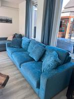 2 banken, Huis en Inrichting, Banken | Bankstellen, Ophalen, 250 tot 300 cm, Zo goed als nieuw, Rechte bank