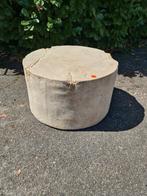 Robuuste bijzettafel steen model voor buiten en binnen €225, Ophalen, ., Nieuw, .
