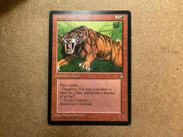 1x Sabretooth Tiger (Excellent) beschikbaar voor biedingen