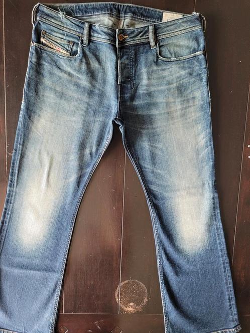 CLASSIC DIESEL ZATHAN BOOTCUT STRETCH JEANS SIZE 34/30, Kleding | Heren, Spijkerbroeken en Jeans, Zo goed als nieuw, W32 (confectie 46) of kleiner