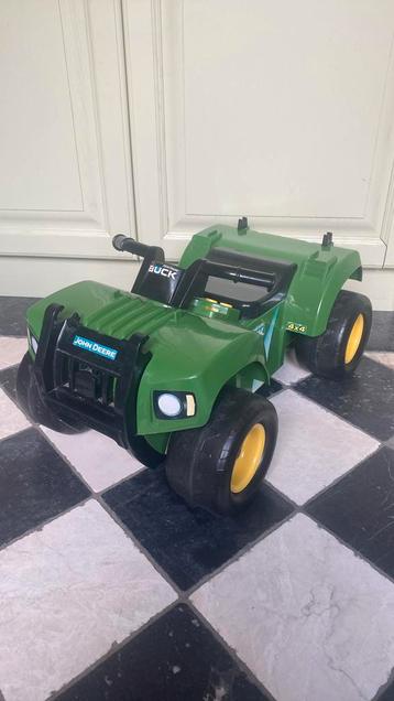 John deere loopquad beschikbaar voor biedingen