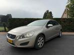 Volvo S60 D2 Automaat 188.211 KM EURO5 onderhoudshistorie!, Auto's, Volvo, Euro 5, Gebruikt, 4 cilinders, 1404 kg
