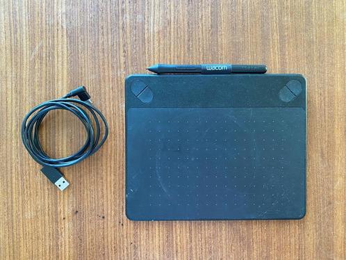 Wacom CTH-490, Computers en Software, Tekentablets, Gebruikt, Bedraad, Multi-touch, Ophalen of Verzenden
