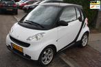 Smart Fortwo coupé 1.0 mhd Pure automaat Nieuwe APK!, Auto's, Automaat, Euro 5, Gebruikt, Zwart