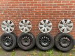 Continental winterbanden op 16 inch stalen velg 205 55 R16, Auto-onderdelen, Banden en Velgen, Ophalen, Gebruikt, 16 inch, Banden en Velgen