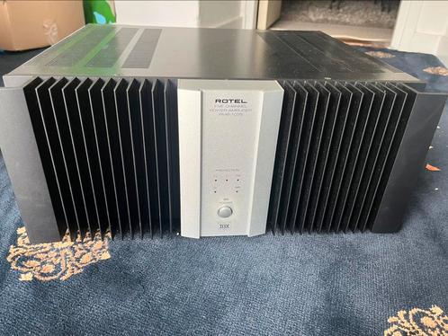 Rotel rmb 1075 5 kanaal eindversterker, Audio, Tv en Foto, Versterkers en Receivers, Zo goed als nieuw, 5.1, 60 tot 120 watt, Ophalen