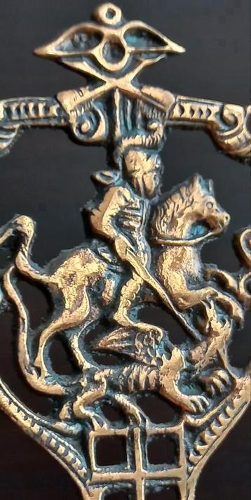 Antiek brons Ridder te paard muurhaak, handdoekhaak. nr 3 beschikbaar voor biedingen