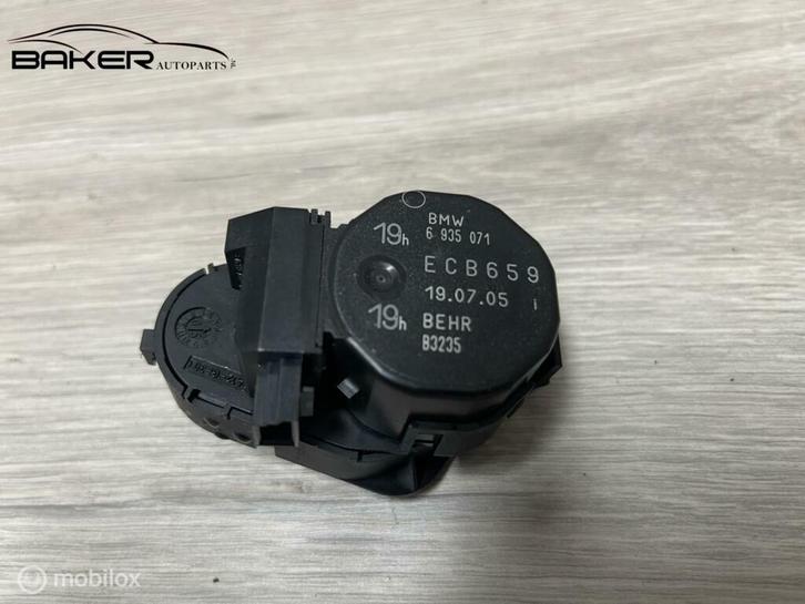 Kachelklepmotor BMW 7-serie E65 E66 ('01-'08) 6935071, Auto-onderdelen, Airco en Verwarming, BMW, Gebruikt, Ophalen of Verzenden
