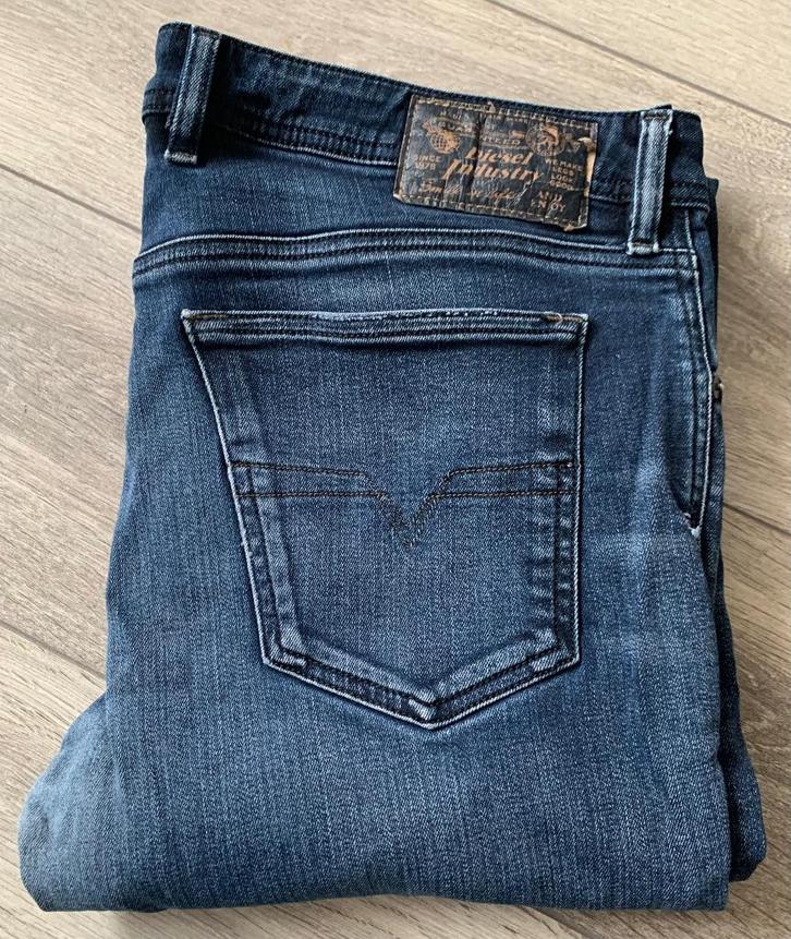 DIESEL Denim jeans WAYKEE W34 lengte ingekort, Kleding | Heren, Spijkerbroeken en Jeans, Gedragen, W33 - W34 (confectie 48/50)