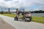scooter vespa, Fietsen en Brommers, Snorfietsen en Snorscooters, Ophalen, Zo goed als nieuw, Benzine, Vespa