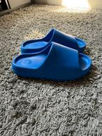 Yeezy slide 45, Kleding | Heren, Schoenen, Verzenden, Zo goed als nieuw