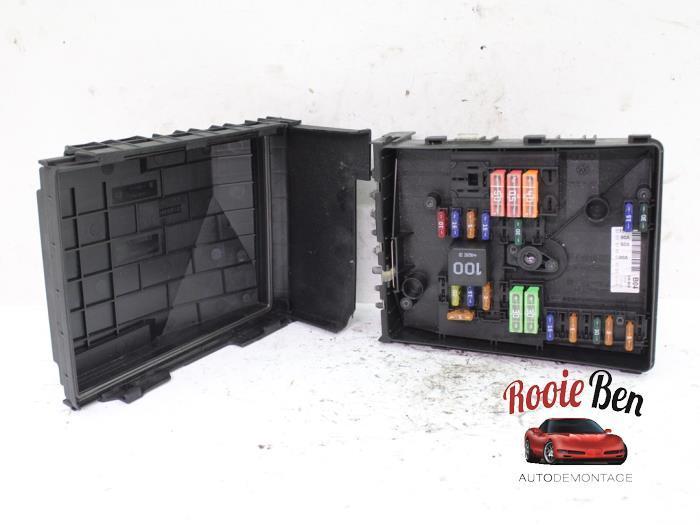 Zekeringkast van een Volkswagen Golf, Auto-onderdelen, Elektronica en Kabels, Volkswagen, Gebruikt, 3 maanden garantie, Ophalen of Verzenden