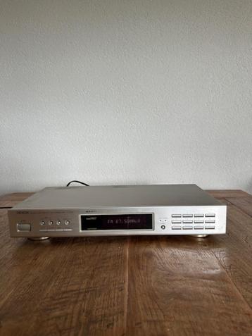 Denon TU-425RD Tuner  beschikbaar voor biedingen