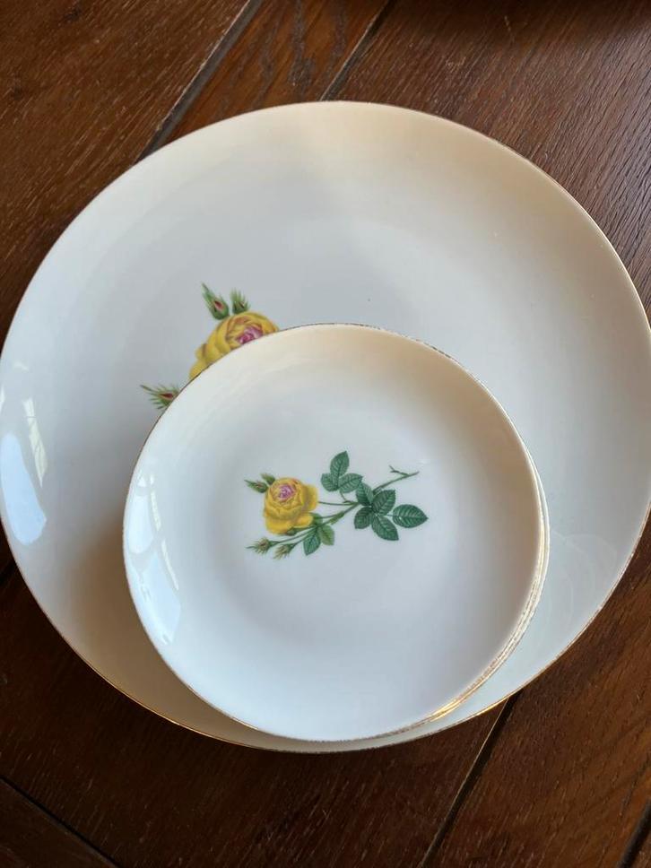 Gebaksstel. MOSA Select. Maastricht., Antiek en Kunst, Antiek | Servies los, Ophalen of Verzenden
